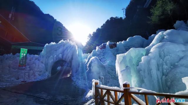 泰坦陨落2